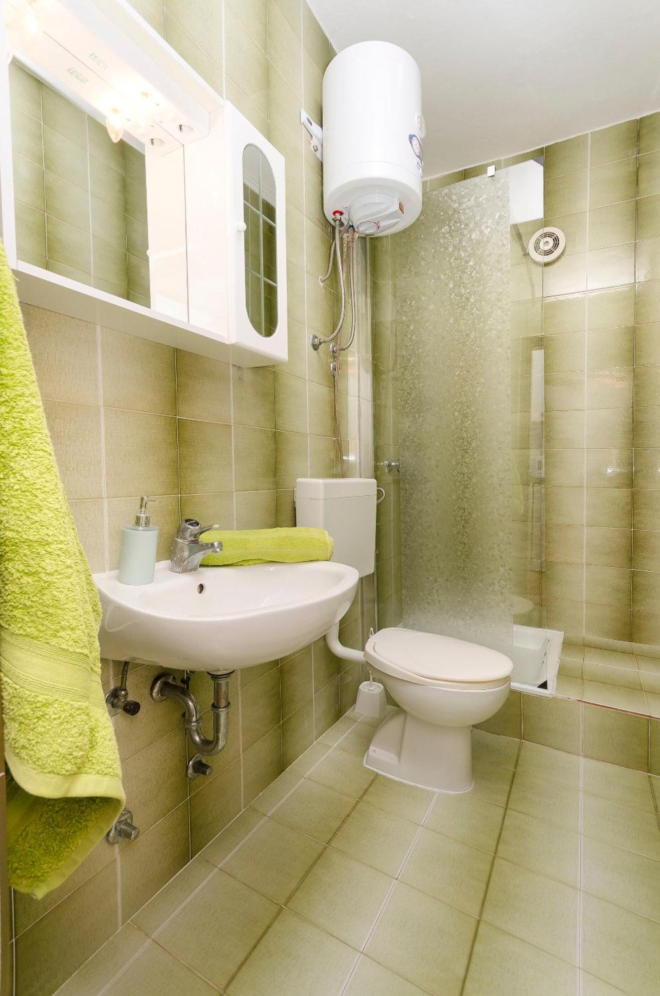 Apartment And Rooms Artina Водице Екстериор снимка