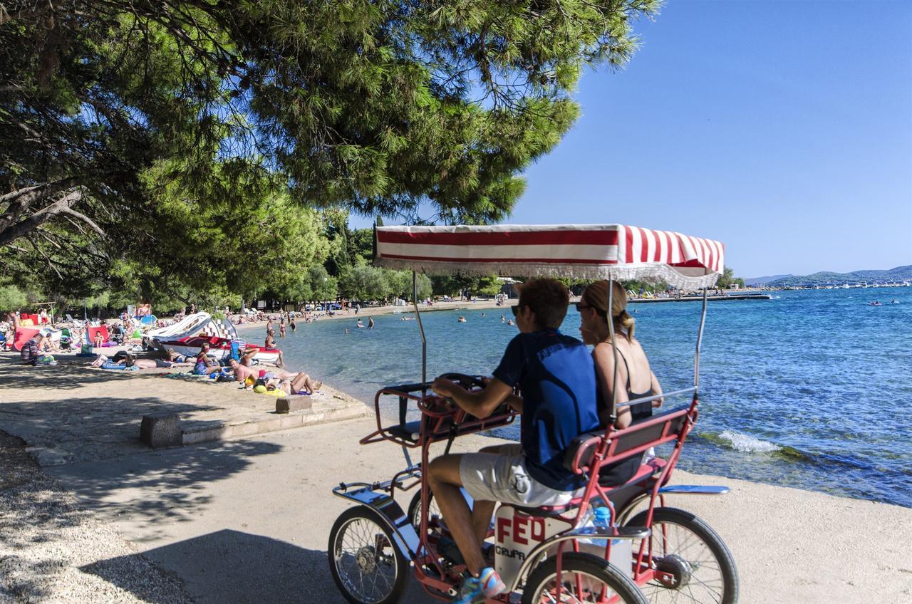 Apartment And Rooms Artina Водице Екстериор снимка